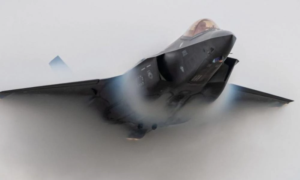 F-35: Ο Τραμπ λίγο πριν αποχωρήσει και τα ΗΑΕ «έκλεισαν» deal για τα stealth μαχητικά